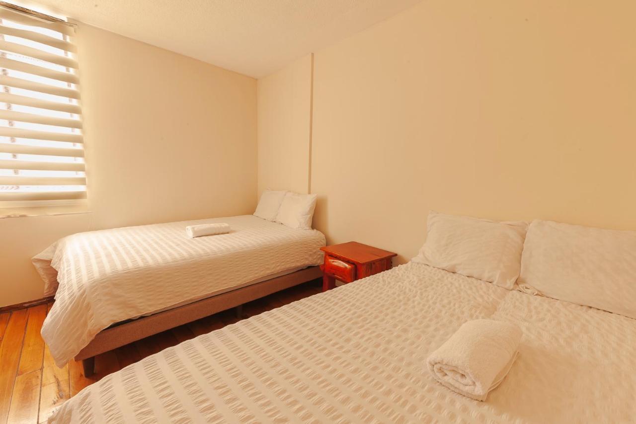 Los Ponchos Inn Apartasuite Отавало Экстерьер фото
